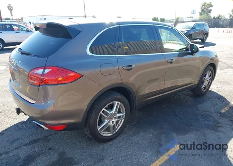 2013 Porsche Cayenne Diesel из США, поврежденный, VIN WP1AF2A28DLA32261